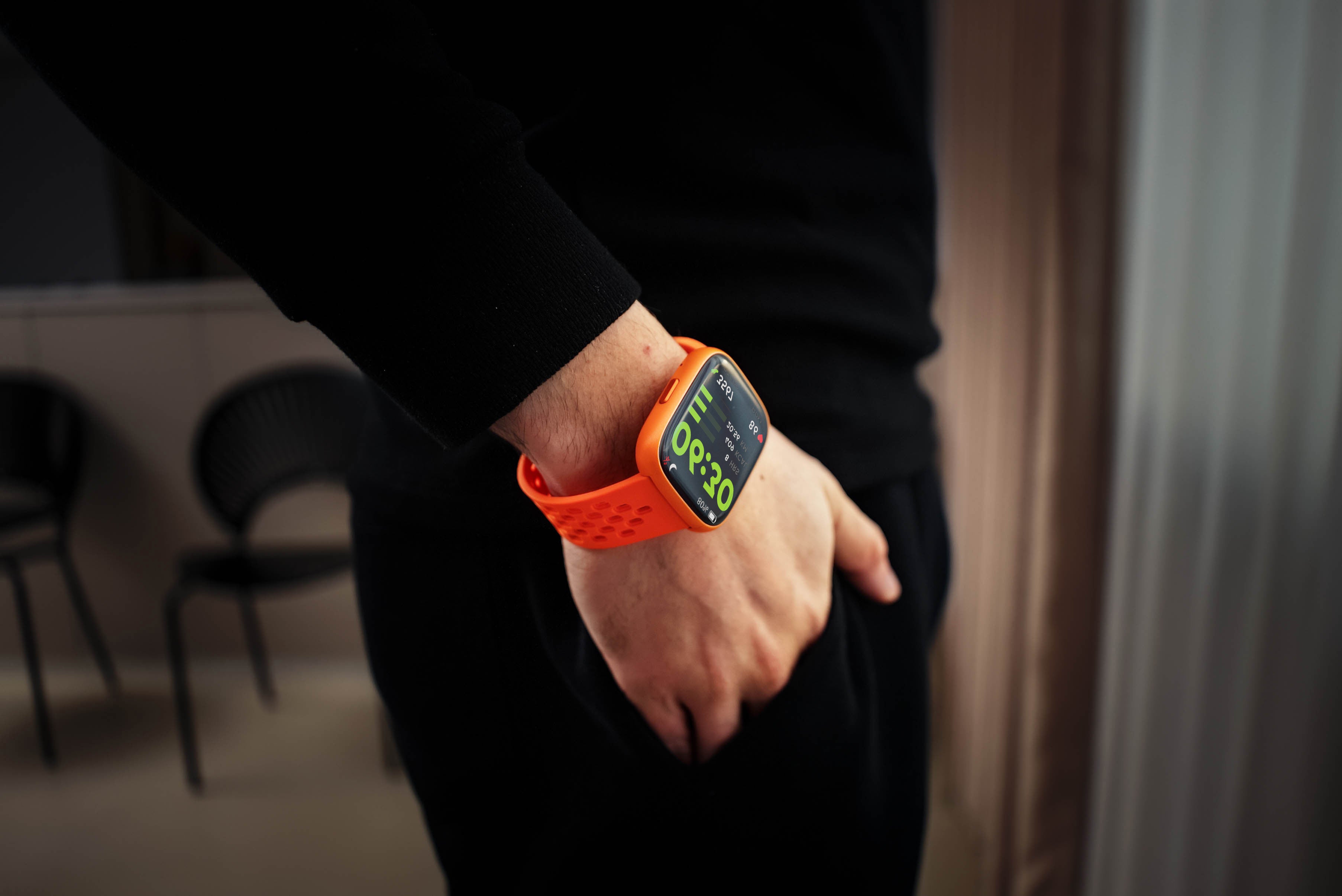 momax-wearsense-specialize-in-smart-wearables